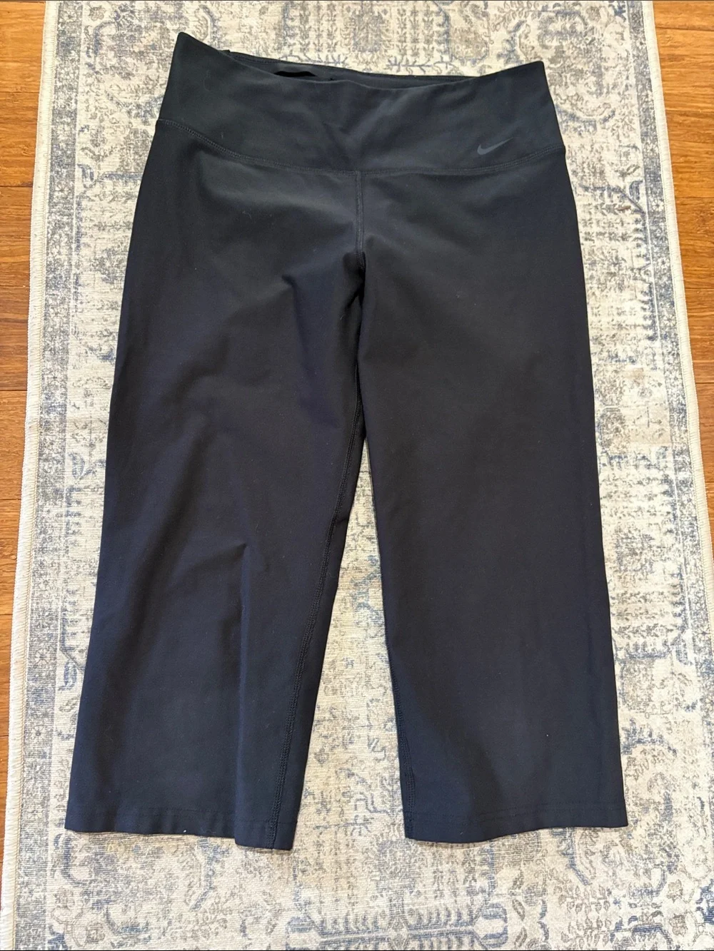 Nike Dri Fit Black Capri Leggings - medium